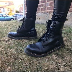 Dr.Martens 8 eye boot